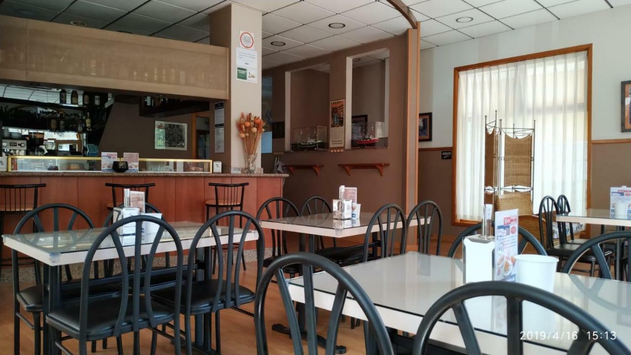 Hotel Plaza Cangas de Onis Exterior photo